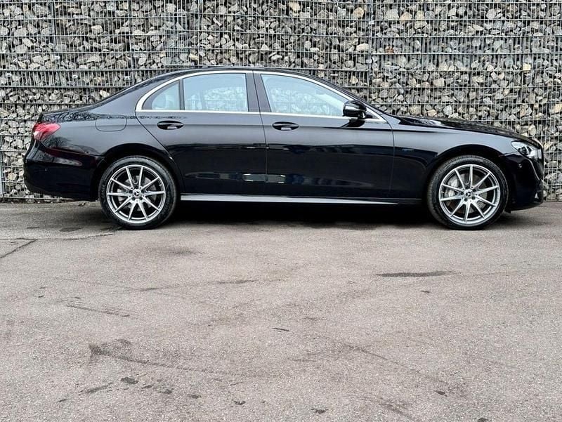 Gebraucht Mercedes E300 AMG 211 PS (155 kW) 2021 Schwarz Limousine