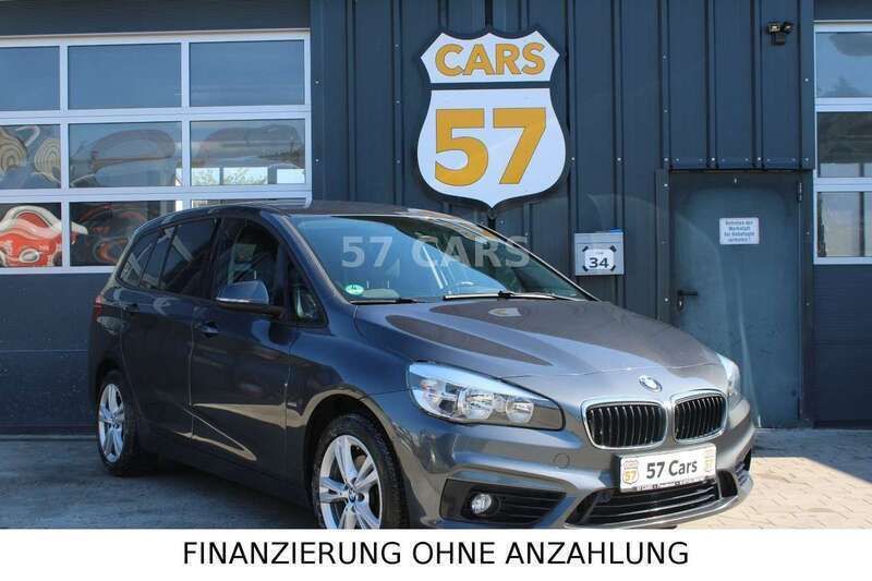 Mineralgrau metallic Gebraucht 2016 BMW 218 Sport Line Kombi | 14.900 € (Fairer Preis) - Bild 1/4