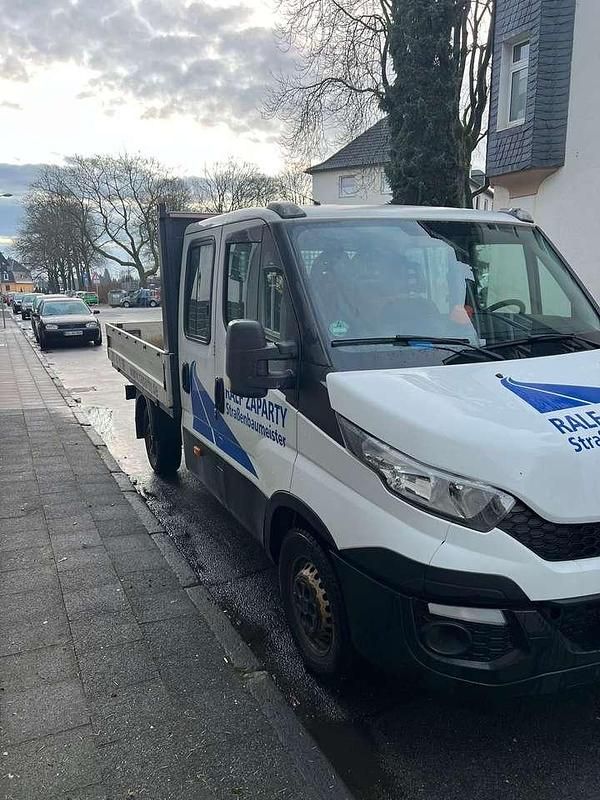 Second-hand Iveco Daily 126 CP (92 kW) 2016 Van