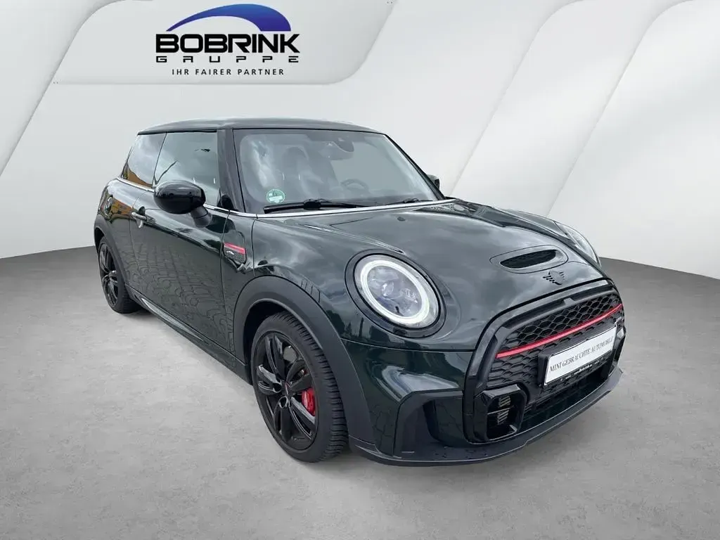 Gebraucht Mini John Cooper Works 231 PS (169 kW) 2022 Grün Kleinwagen