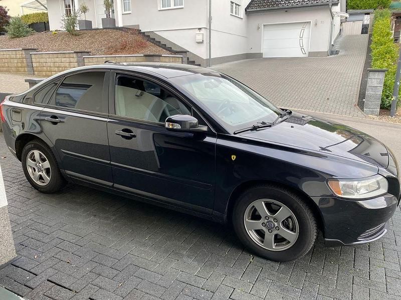Gebraucht Volvo S40 109 PS (80 kW) 2008 Schwarz Limousine