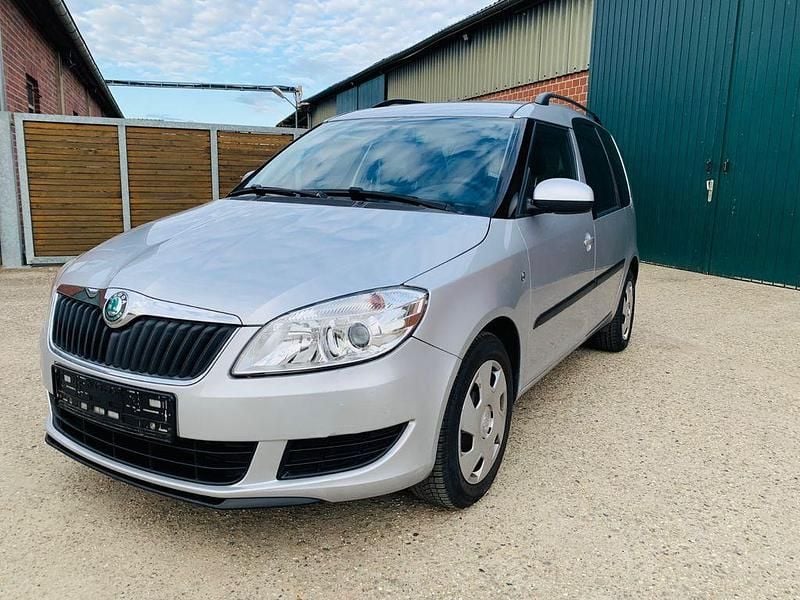 Silber Gebraucht 2012 Skoda Roomster Van / Kleinbus | 3.350 € (Guter Preis) - Bild 1/4