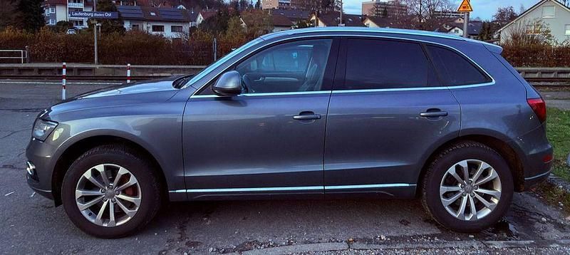 Gebraucht Audi Q5 S-Line 245 PS (180 kW) 2013 Grau SUV