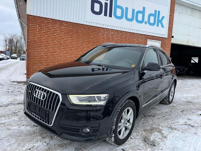 Schwarz Gebraucht 2011 Audi Q3 SUV | 10.100 € (Fairer Preis) - Bild 1/4