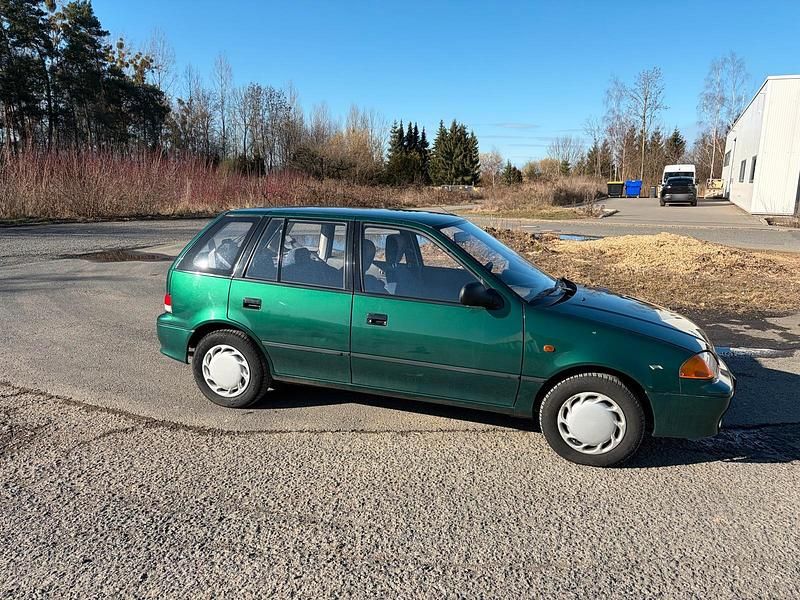 Gebraucht Subaru Justy 86 PS (63 kW) 1999 Grün Kleinwagen