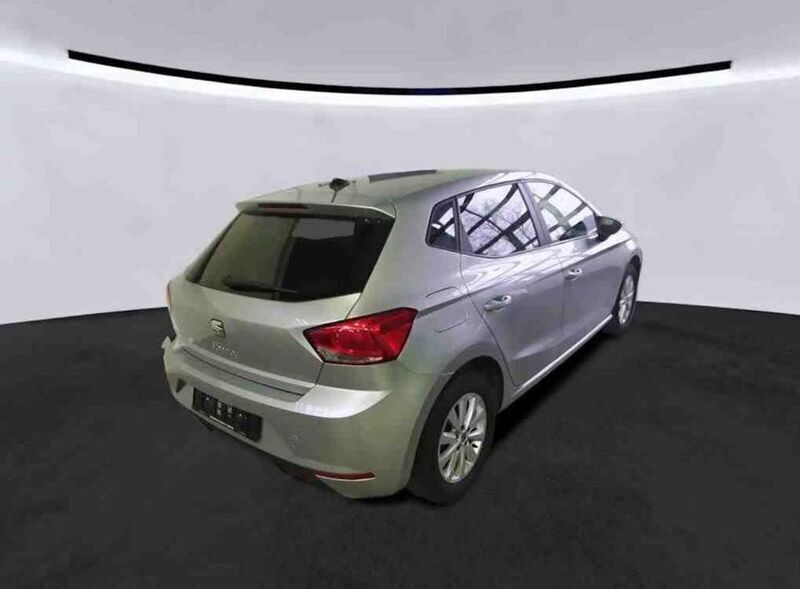 Silber Gebraucht 2023 Seat Ibiza Style Limousine | 16.490 € (Guter Preis) - Bild 1/4