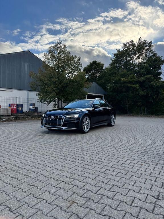 Schwarz Gebraucht 2019 Audi A6 Allroad Ambiente Kombi | 39.900 € (Teuer) - Bild 1/4