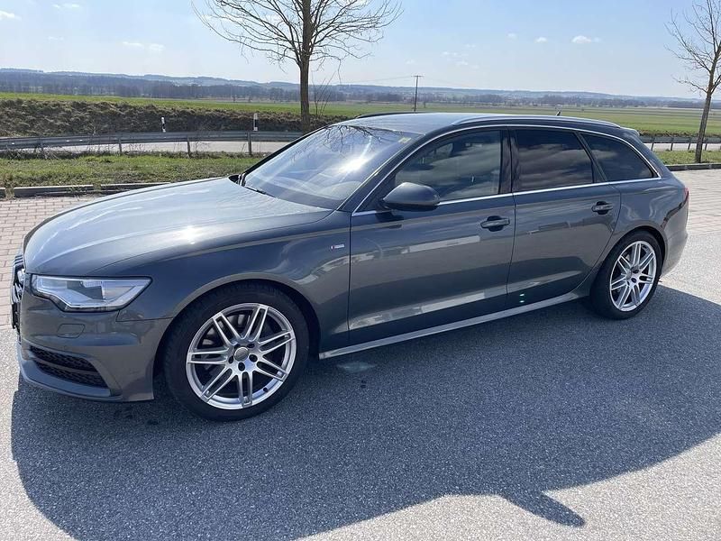 Gebraucht Audi A6 S-Line 245 PS (180 kW) 2012 Grau Kombi