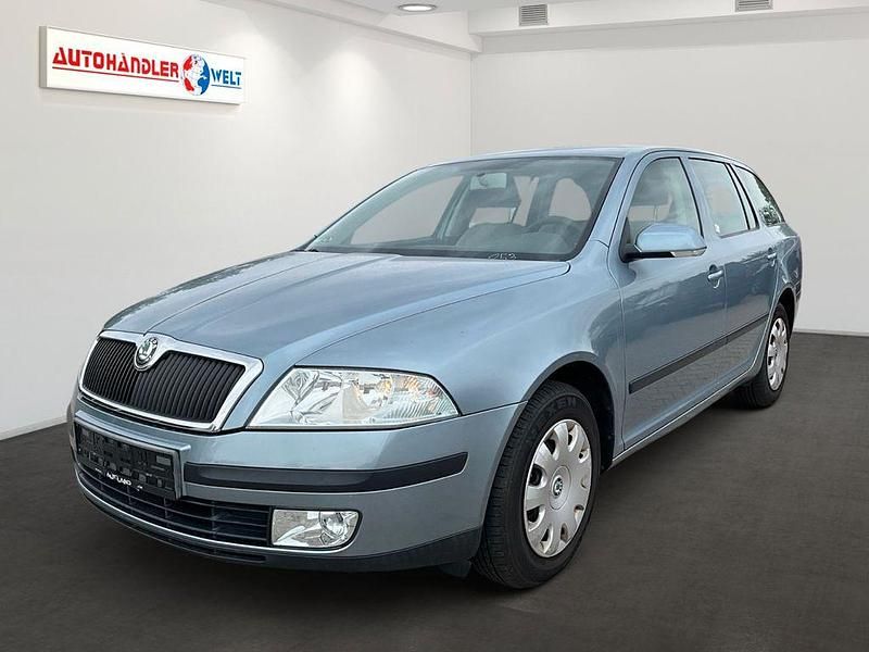 Grau Gebraucht 2005 Skoda Octavia Kombi | 1.299 € (Superpreis) - Bild 1/3