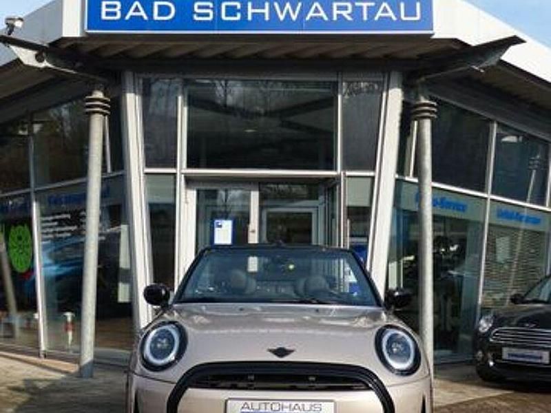 Gebraucht Mini Cooper Premium Plus 75 PS (55 kW) 2018 Andere Kleinwagen