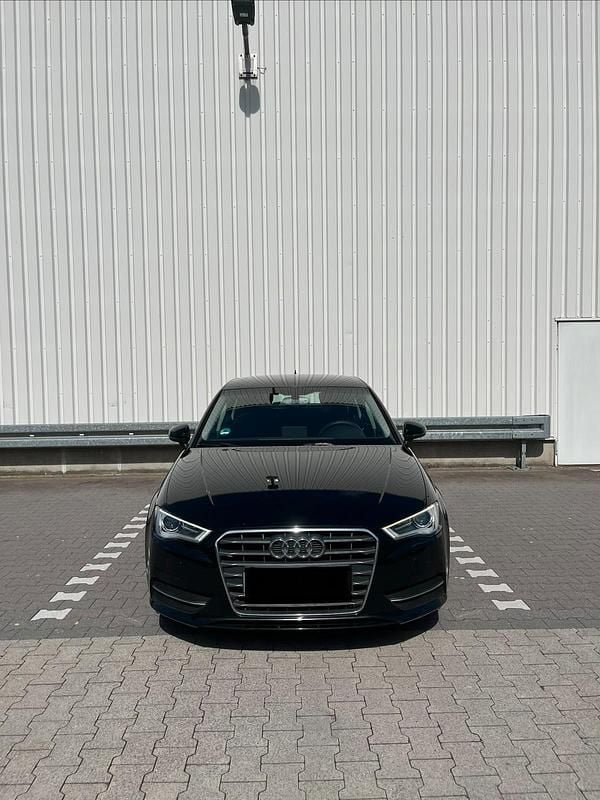 Gebraucht Audi A3 Sportback 150 PS (110 kW) 2014 Schwarz Kleinwagen