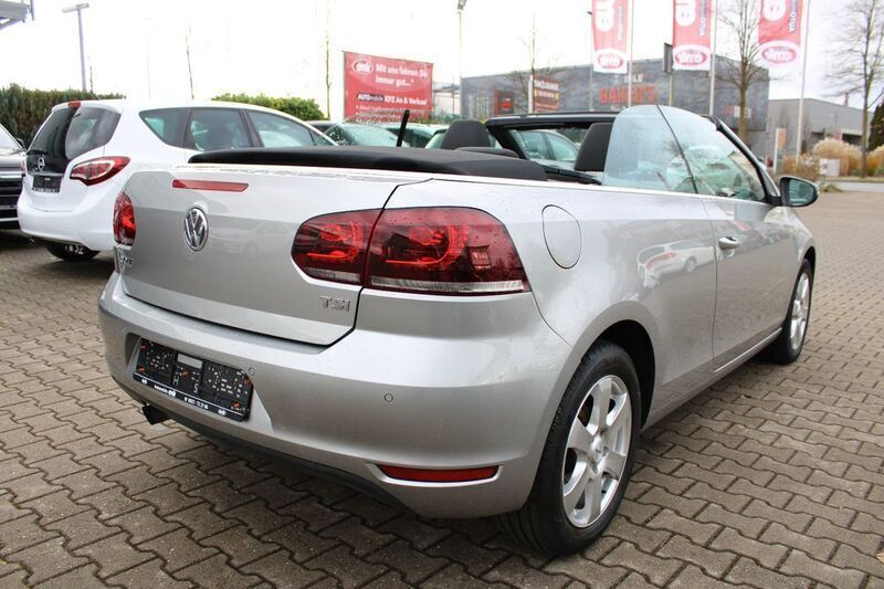 Gebraucht VW Golf Cabriolet 105 PS (77 kW) 2012 Grau Cabrio