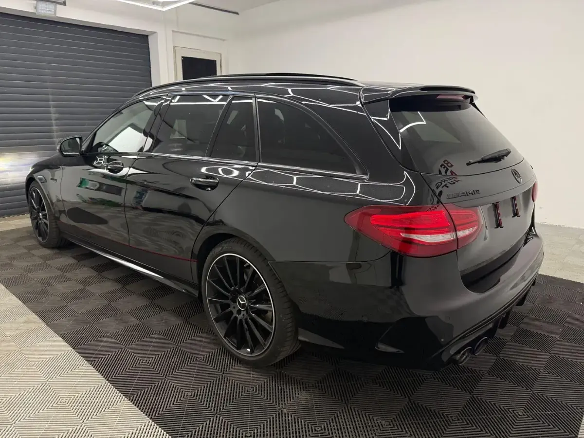 Gebraucht Mercedes C43 AMG AMG 367 PS (269 kW) 2017 Schwarz Kombi