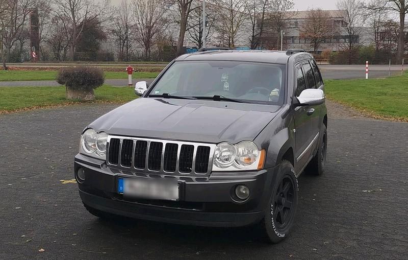 Grau Gebraucht 2006 Jeep Grand Cherokee SUV | 5.500 € (Fairer Preis) - Bild 1/4