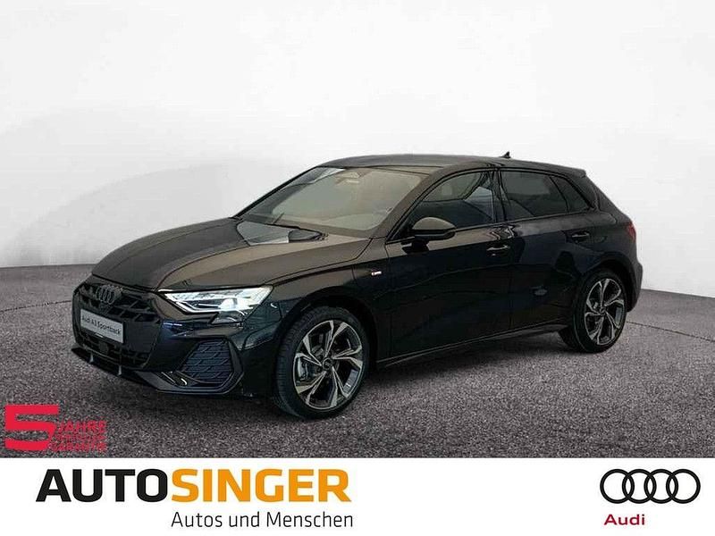 Mythosschwarz metallic Neu 2025 Audi A3 Sportback e-tron S-Line Kleinwagen | 48.980 € (Teuer) - Bild 1/4