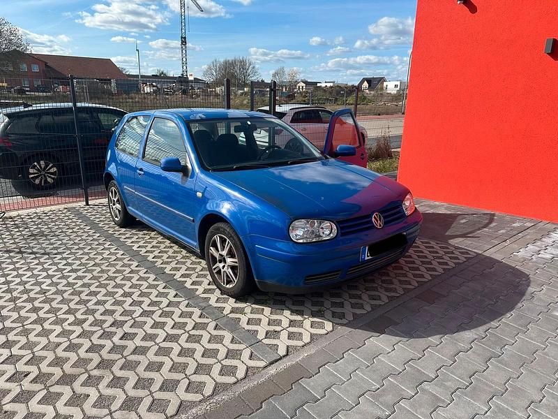 Gebraucht VW Golf 150 PS (110 kW) 1999 Blau Coupé