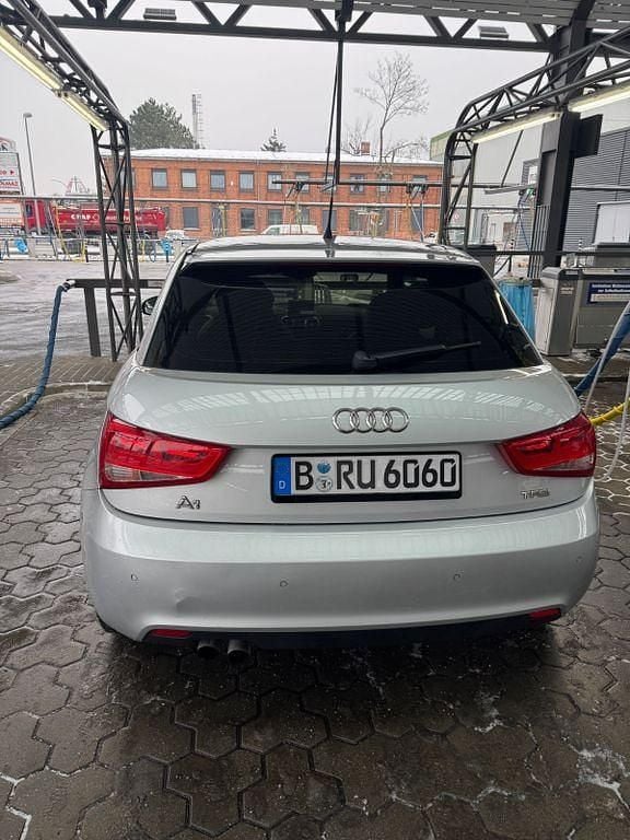 Gebraucht Audi A1 S-Line 122 PS (89 kW) 2010 Silber Kleinwagen