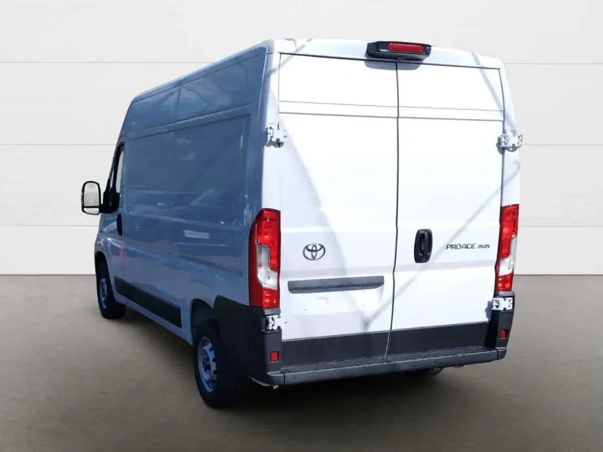 Neu Toyota Proace 140 PS (102 kW) 2025 Weiss Van / Kleinbus