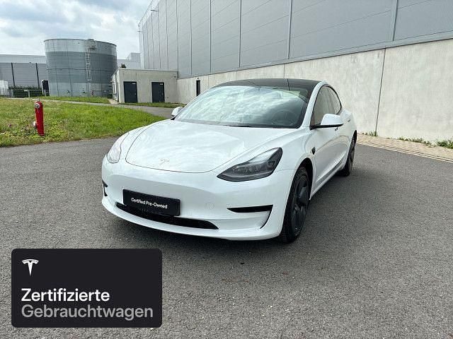 Weiß Gebraucht 2021 Tesla Model 3 Limousine | 26.600 € (Fairer Preis) - Bild 1/4