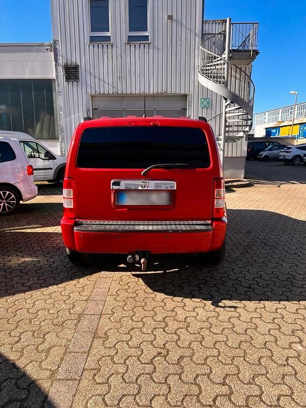 Gebraucht Dodge Nitro 177 PS (130 kW) 2007 Rot SUV