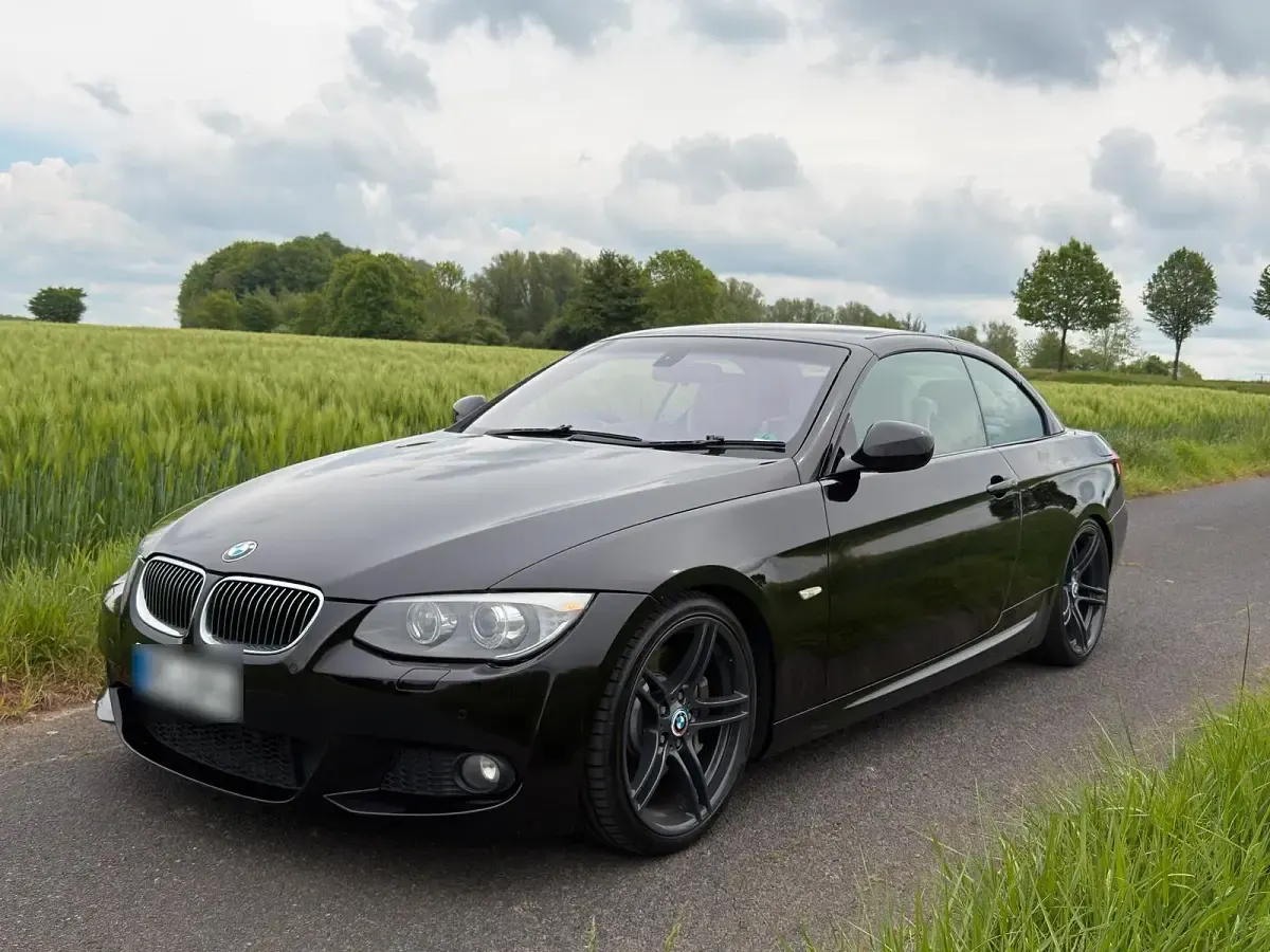 Gebraucht BMW 335 Cabriolet Performance 306 PS (225 kW) 2011 Schwarz Cabrio