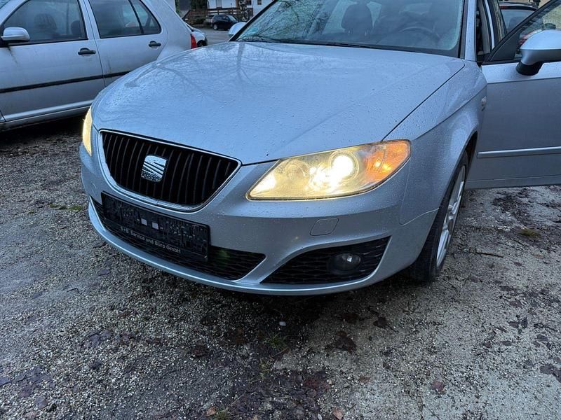 Gebraucht Seat Exeo Sport 160 PS (117 kW) 2011 Silber Limousine