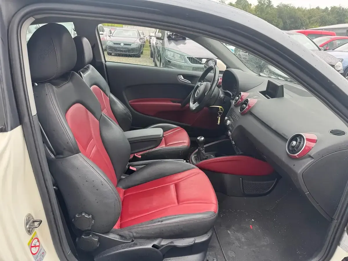 Gebraucht Audi A1 122 PS (89 kW) 2011 Weiß Kleinwagen