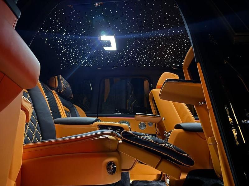 Neu Rolls Royce Cullinan 600 PS (441 kW) 2026 Schwarz SUV