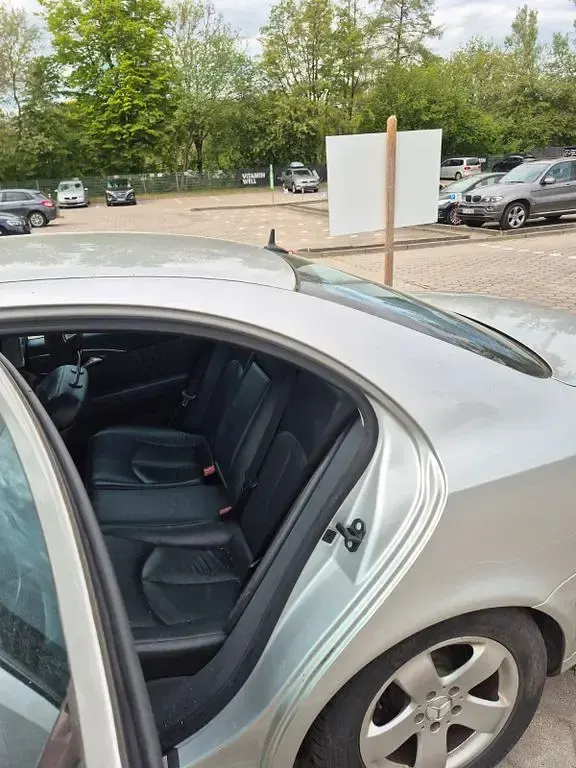 Gebraucht Mercedes E280 Avantgarde 190 PS (139 kW) 2005 Silber Limousine
