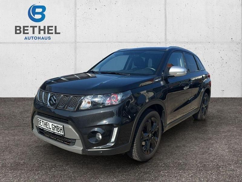 Gebraucht Suzuki Vitara 140 PS (102 kW) 2017 Schwarz SUV