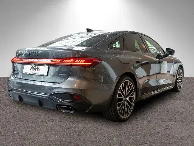 Neu Audi A5 S-Line 204 PS (150 kW) 2026 Daytonagrau perleffekt Limousine