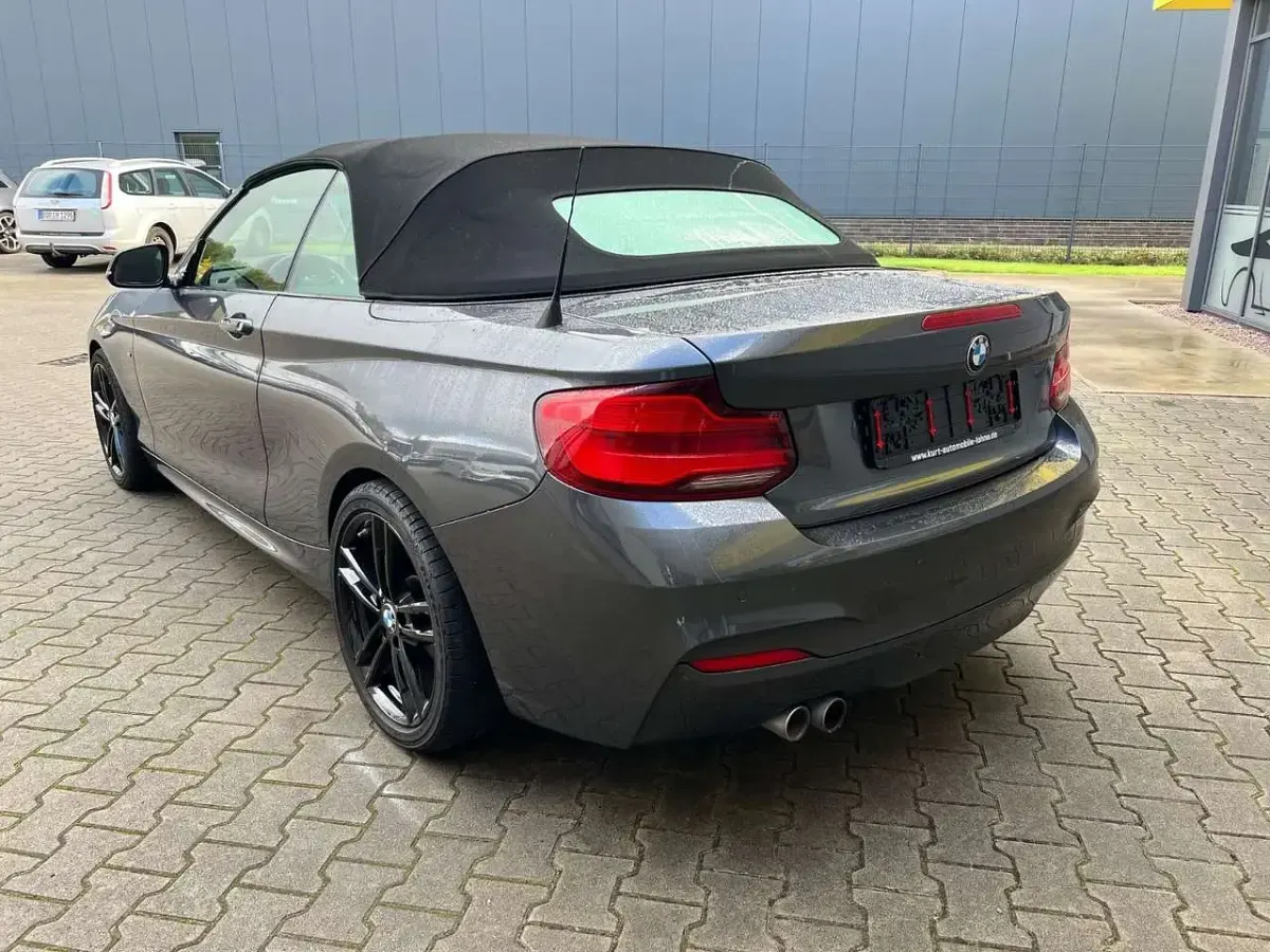Gebraucht BMW 230 M Sport 252 PS (185 kW) 2018 Mineralgrau Cabrio