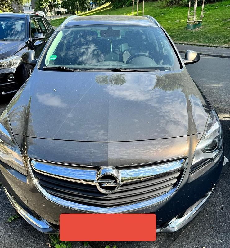 Grün Gebraucht 2015 Opel Insignia Kombi | 7.250 € (Guter Preis) - Bild 1/4
