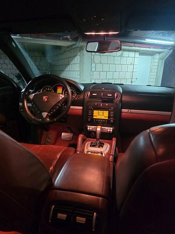 Grau Gebraucht 2009 Porsche Cayenne Edition SUV | 10.000 € (Guter Preis) - Bild 1/4