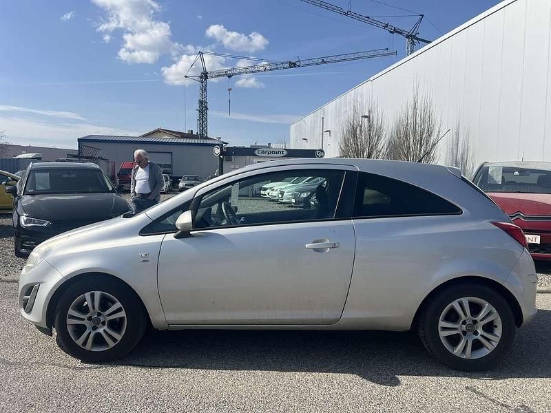 Gebraucht Opel Corsa Satellite 87 PS (63 kW) 2011 Silber Kleinwagen