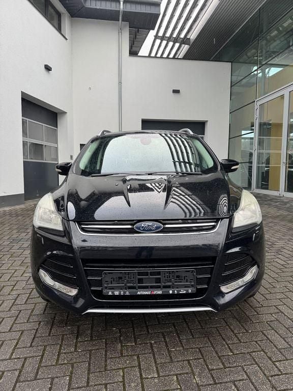 Gebraucht Ford Kuga Titanium 182 PS (133 kW) 2013 Schwarz SUV