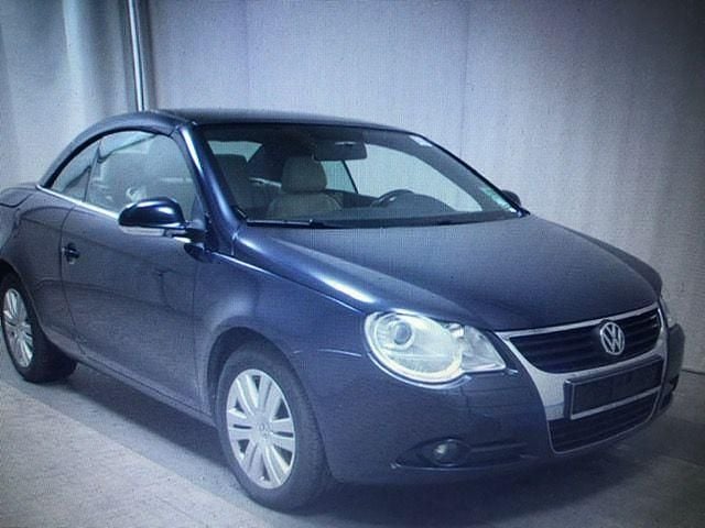 Usata VW Eos 150 CV (110 kW) 2006 Blu Cabrio