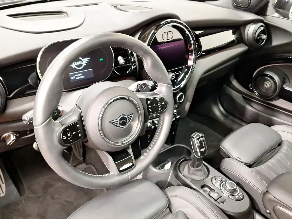 Gebraucht Mini John Cooper Works 231 PS (169 kW) 2023 Schwarz Kleinwagen