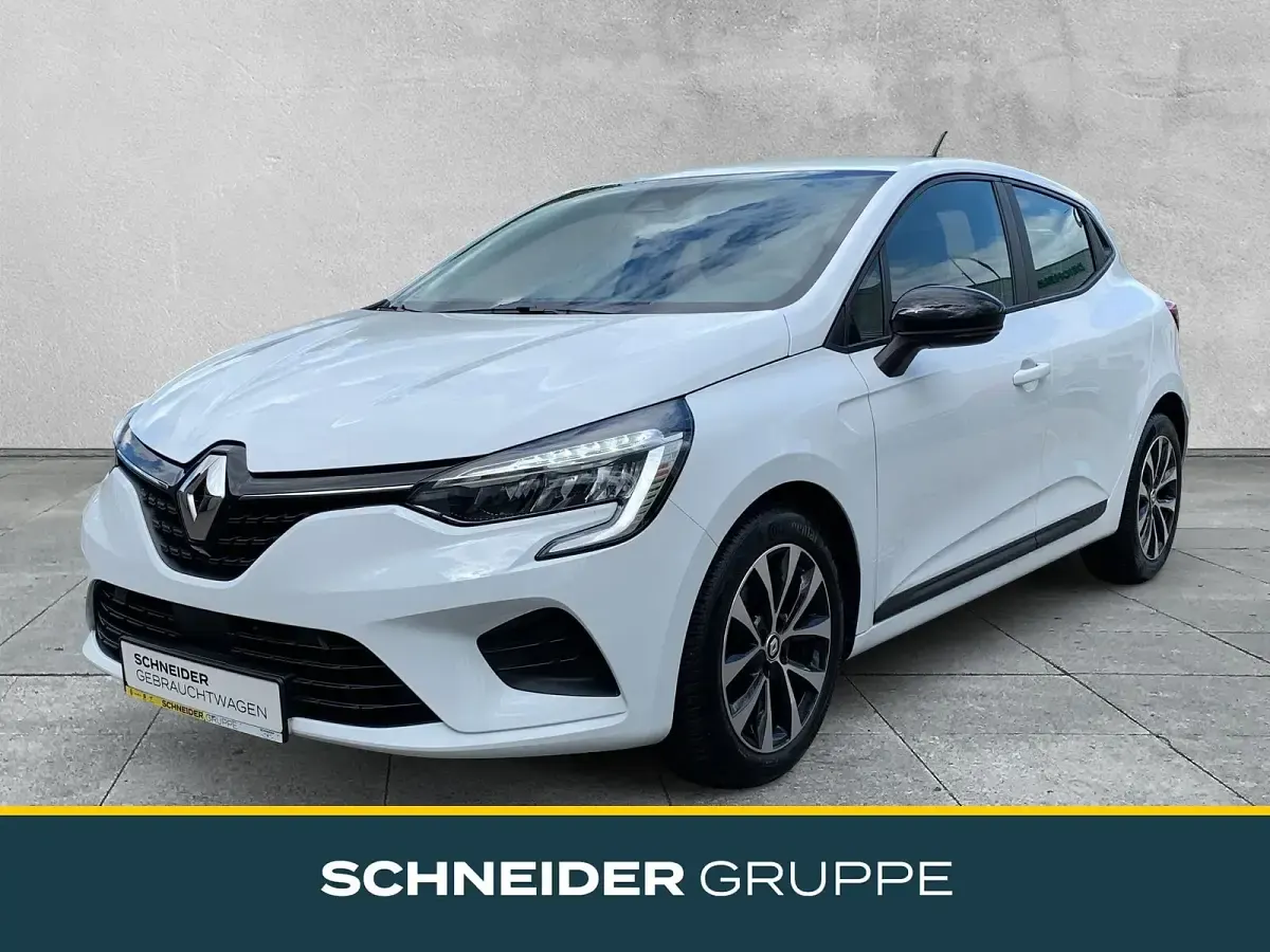 Używany Renault Clio V Equilibre 67 KM (49 kW) 2022 Hatchback