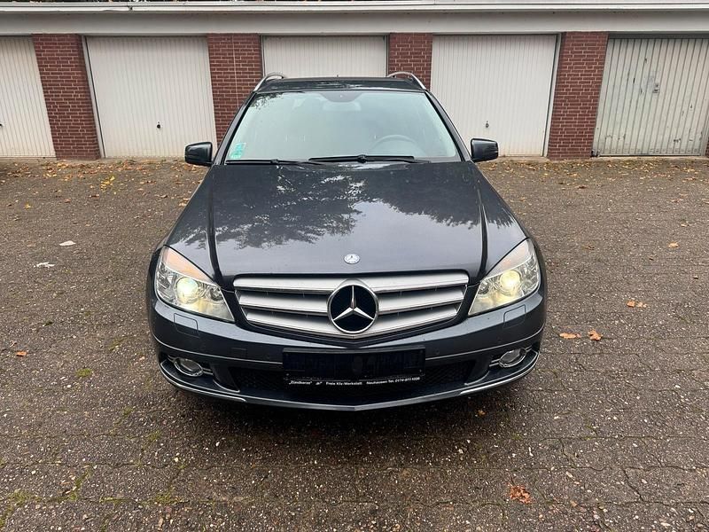 Grau Gebraucht 2008 Mercedes C220 Avantgarde Kombi | 3.500 € (Superpreis) - Bild 1/4