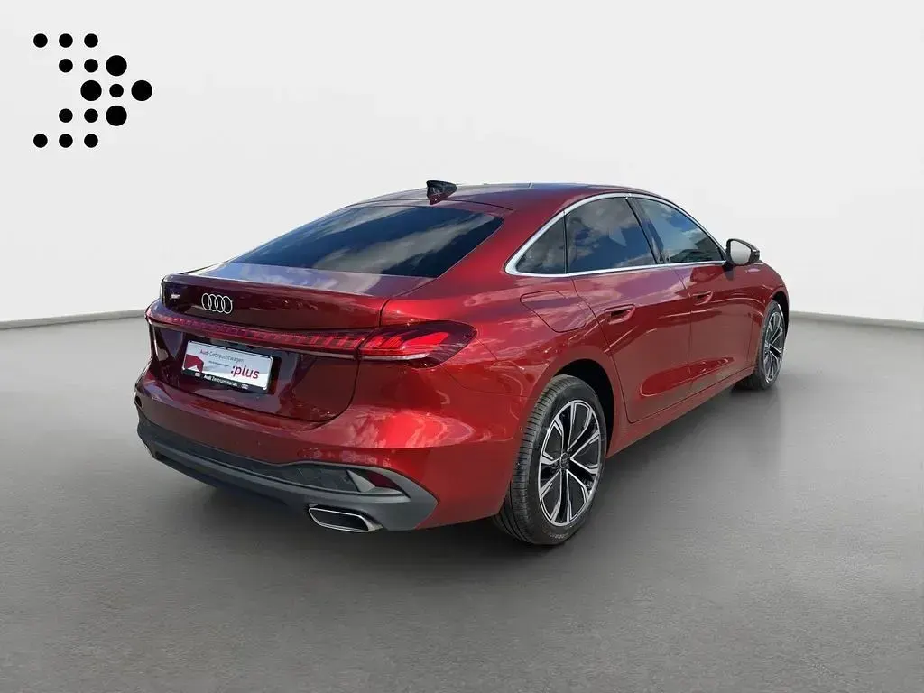 Gebraucht Audi A5 Sport 204 PS (150 kW) 2025 Grenadinerot metallic Limousine
