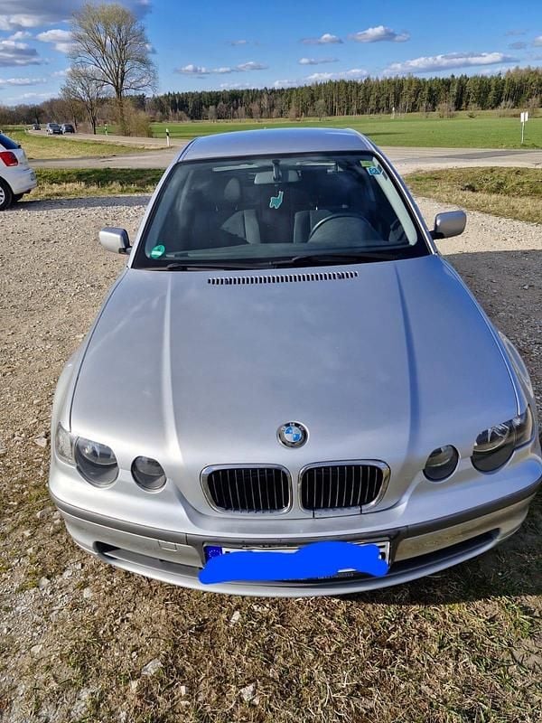 Gebraucht BMW 318 Compact 143 PS (105 kW) 2002 Silber Kleinwagen