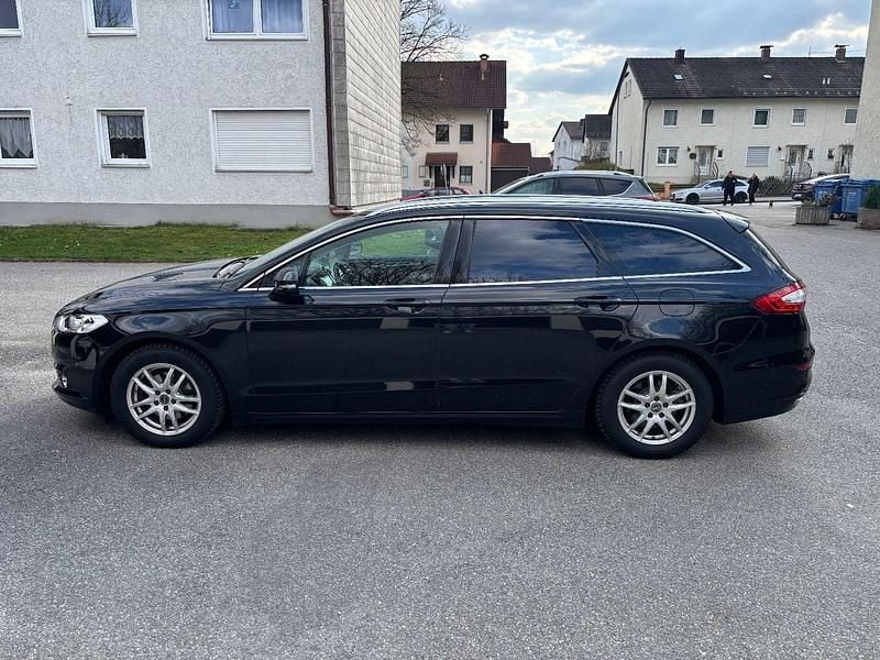 Gebraucht Ford Mondeo 179 PS (131 kW) 2015 Schwarz Kombi