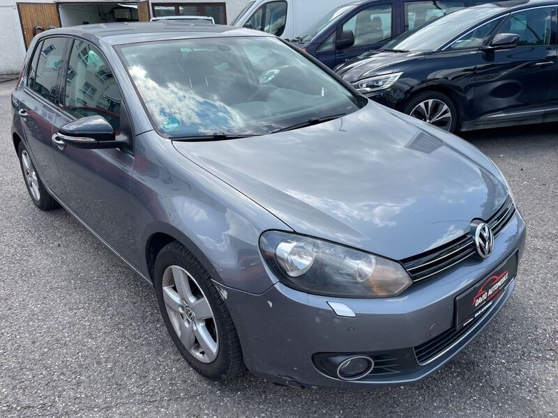 Grau Gebraucht 2011 VW Golf VI Style Limousine | 3.290 € (Superpreis) - Bild 1/4