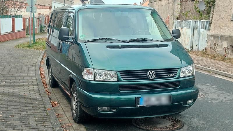 Grün Gebraucht 1997 VW Caravelle Van / Kleinbus | 4.700 € (Guter Preis) - Bild 1/4
