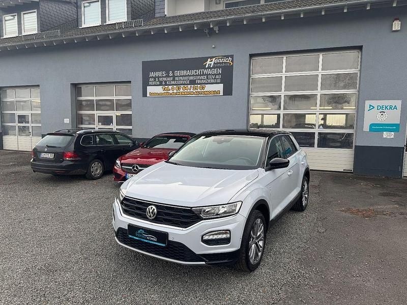 Weiß Gebraucht 2019 VW T-Roc IQ Drive SUV | 19.999 € (Guter Preis) - Bild 1/4