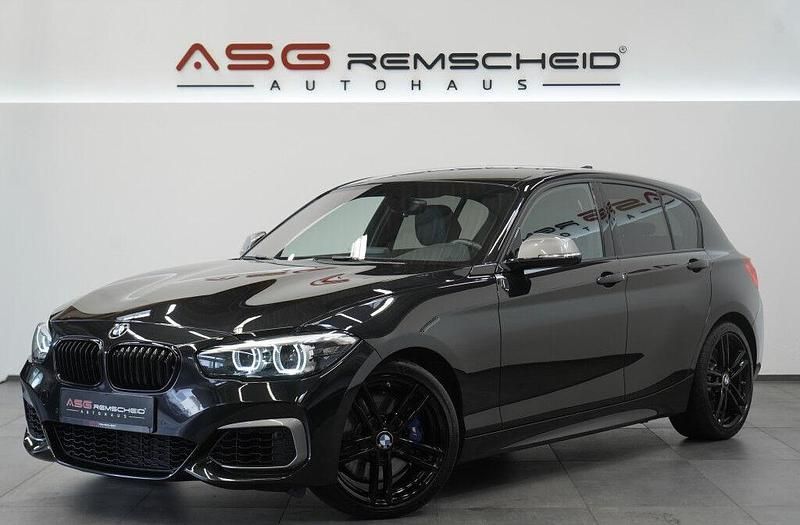 Schwarz Gebraucht 2019 BMW M140 M Sport Limousine | 37.800 € (Fairer Preis) - Bild 1/3