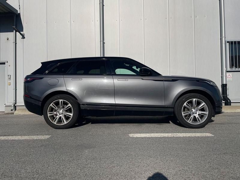 Grau Gebraucht 2018 Land Rover Range Rover Velar R-Dynamic SUV | 28.499 € (Fairer Preis) - Bild 1/4