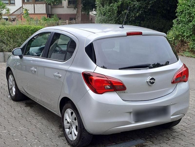 Second-hand Opel Corsa drive 90 CP (66 kW) 2015 Argintiu Hatchback