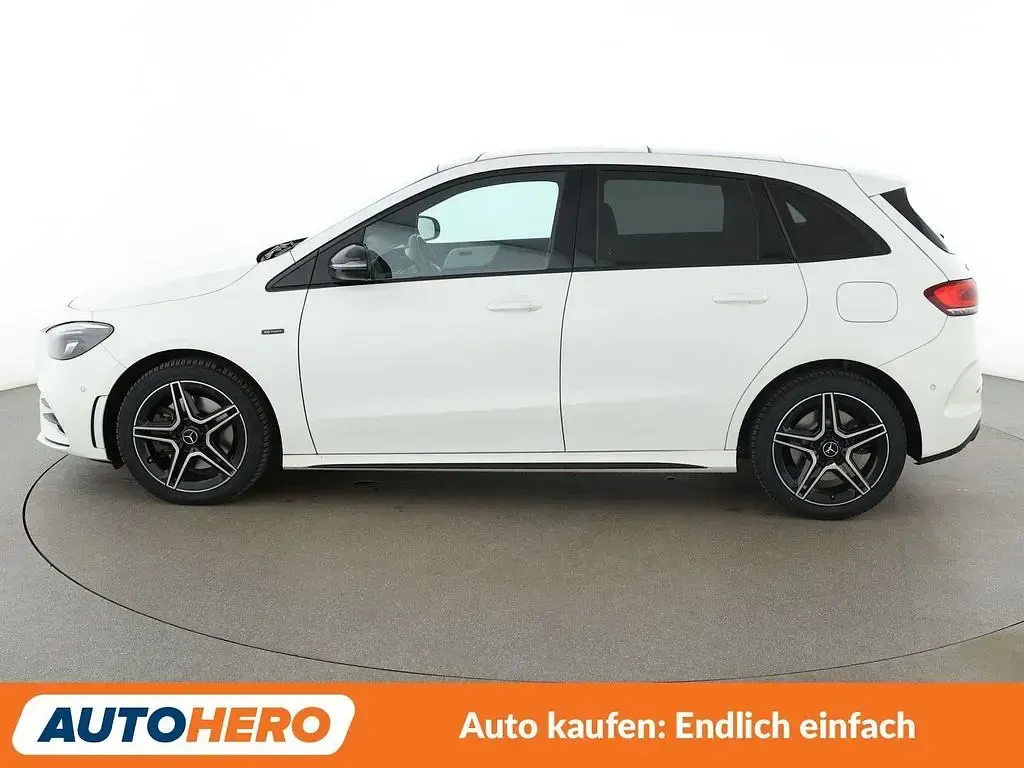 Gebraucht Mercedes B250e AMG line 218 PS (160 kW) 2020 Weiß Kleinwagen